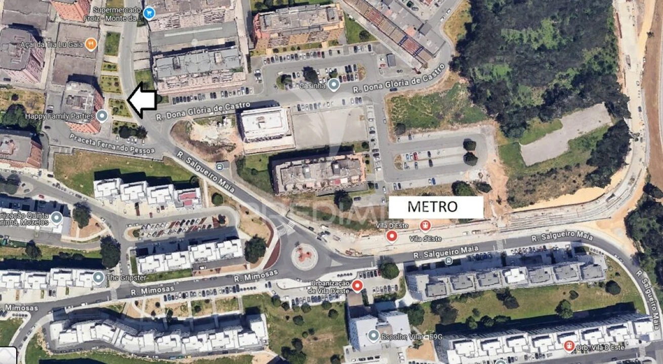 Garagem para Arrendamento em Vilar de Andorinho Foto 4