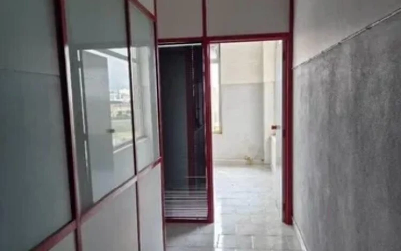 Loja para Arrendamento em Algueirão-Mem Martins Foto 2