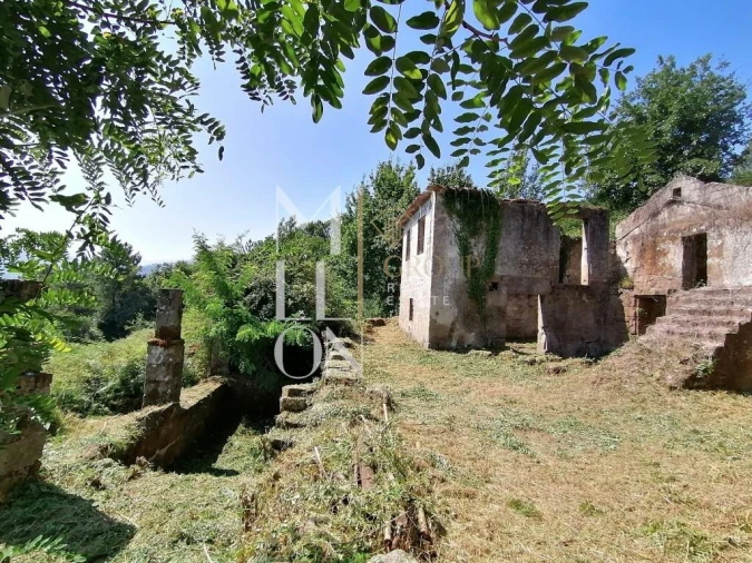 Quinta T5 para Venda em Paredes de Viadores e Manhuncelos Foto 6