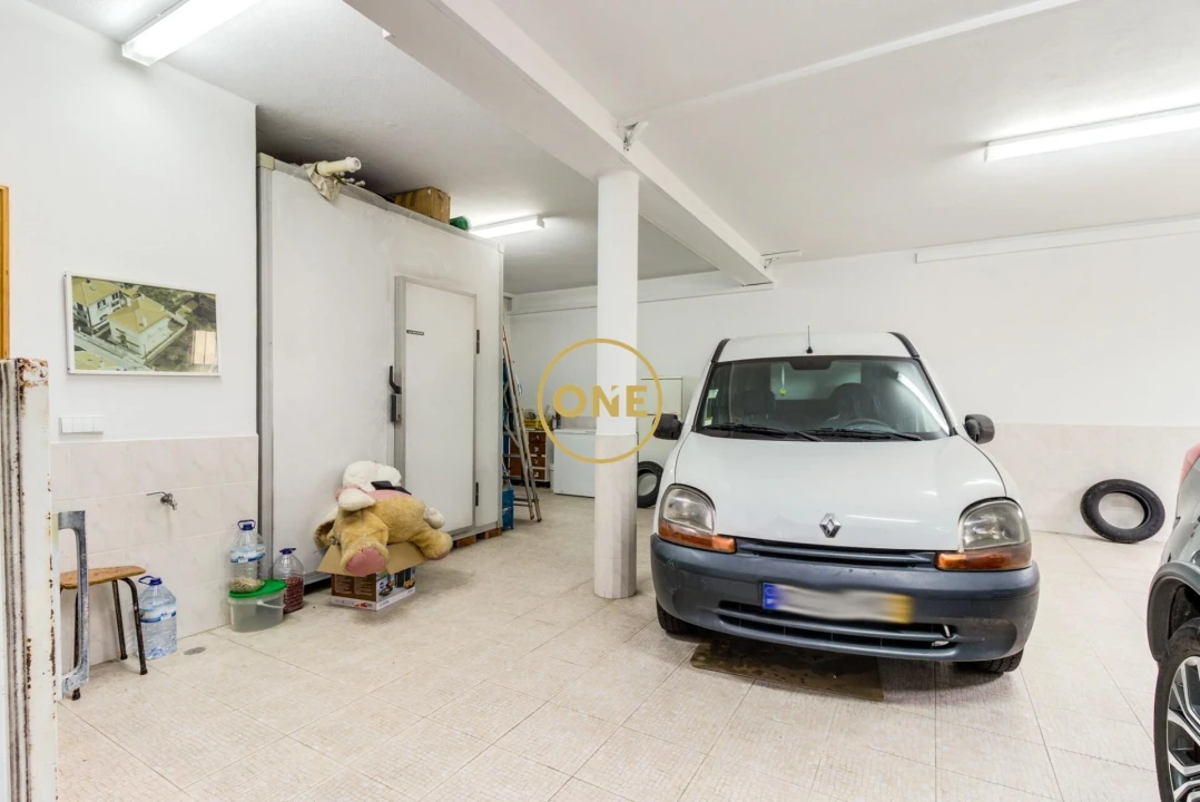 Moradia T4 para Venda em Ramada e Caneças Foto 42