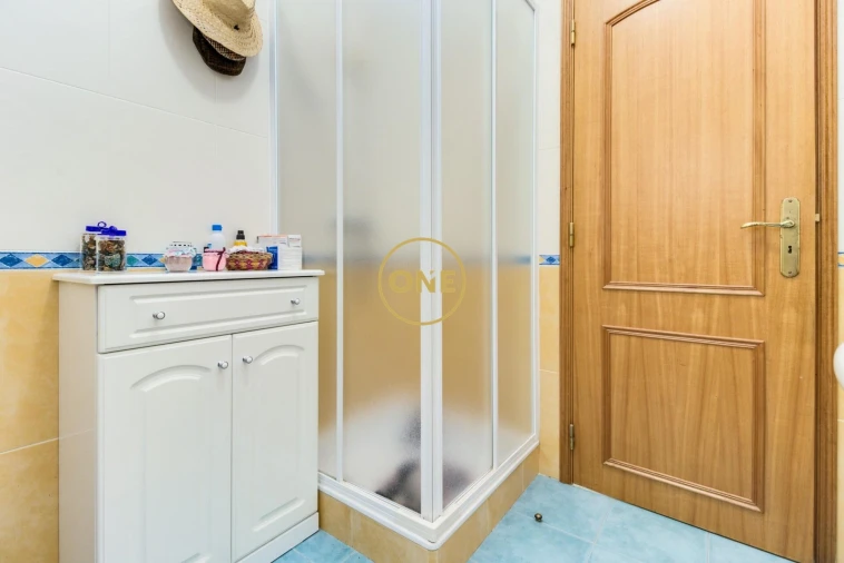 Moradia T4 para Venda em Ramada e Caneças Foto 26