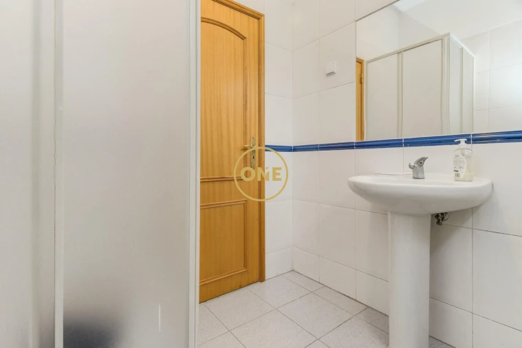 Moradia T4 para Venda em Ramada e Caneças Foto 45