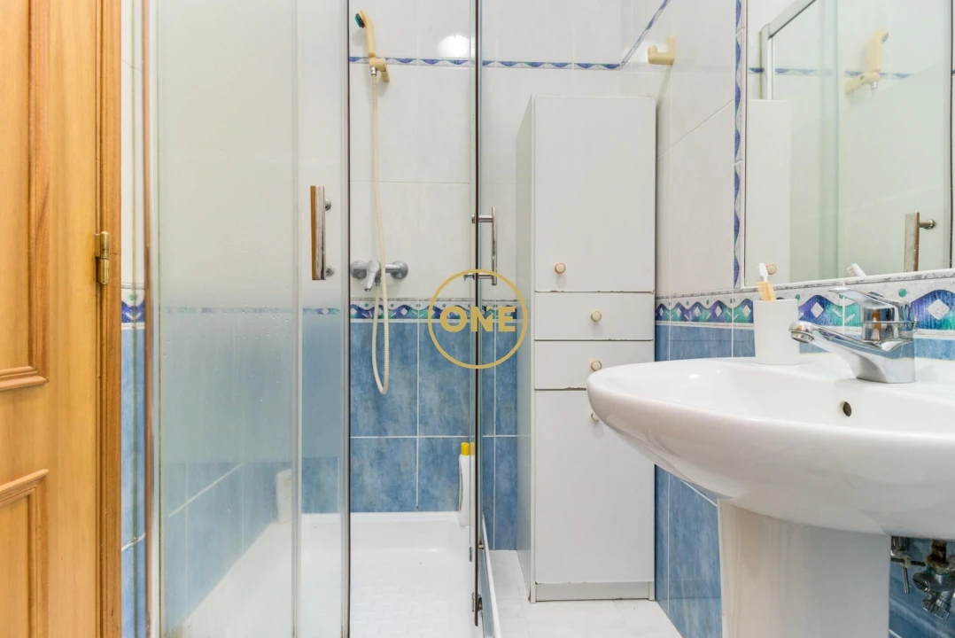 Moradia T4 para Venda em Ramada e Caneças Foto 21