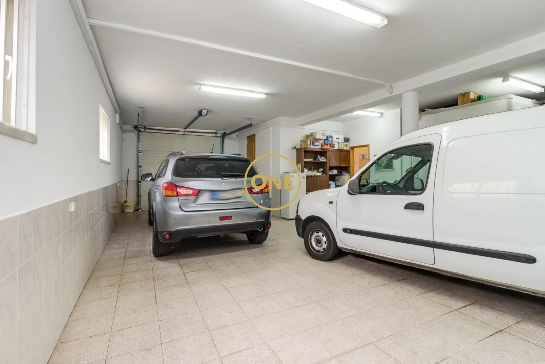 Moradia T4 para Venda em Ramada e Caneças Foto 44