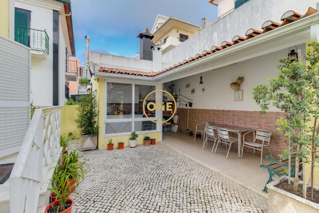 Moradia T4 para Venda em Ramada e Caneças Foto 51