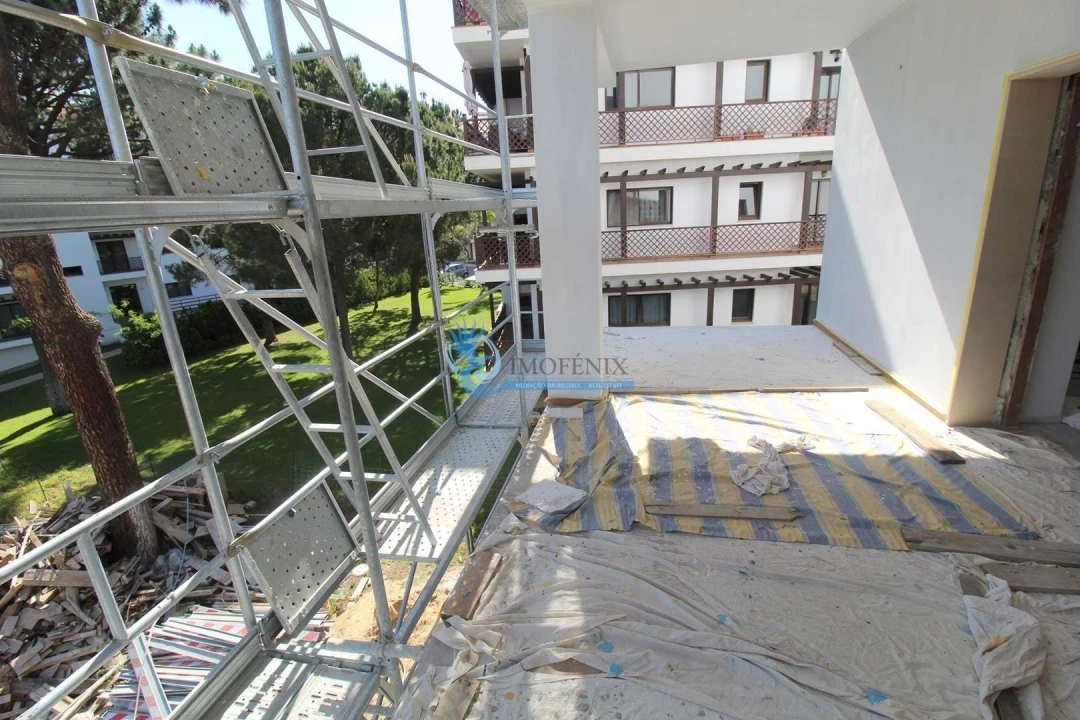 Apartamento T2 para Venda em Albufeira e Olhos de Água Foto 9