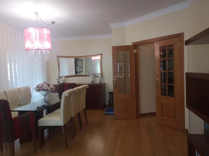 Apartamento T3 para Arrendamento em Agualva e Mira-Sintra Foto 6