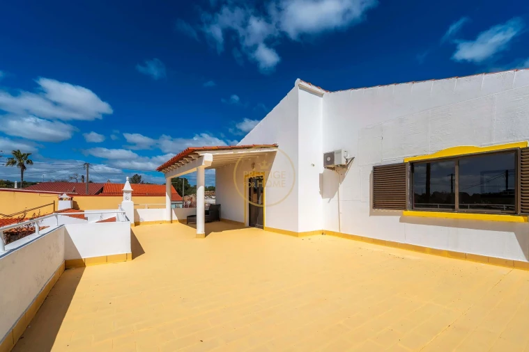 Moradia T4 para Arrendamento férias em Quarteira Foto 48