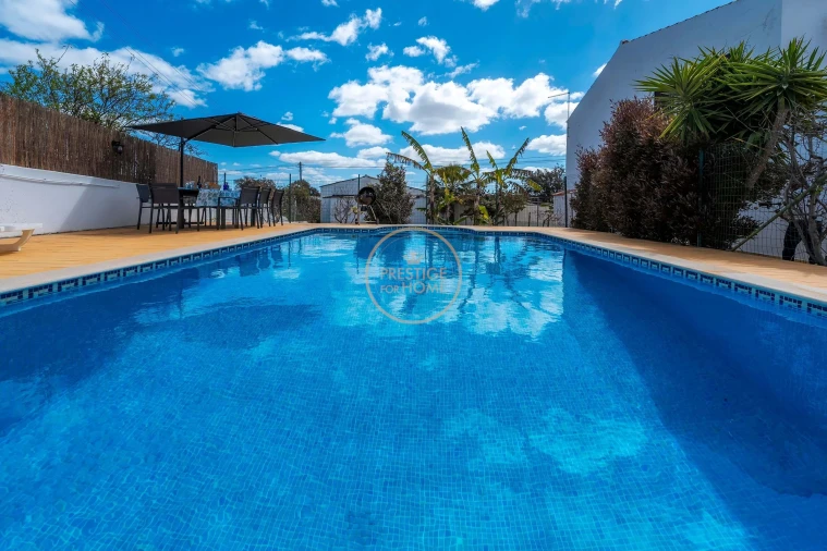 Moradia T4 para Arrendamento férias em Quarteira Foto 56