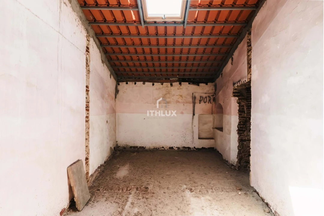 Prédio para Venda em Caia, São Pedro e Alcáçova Foto 19