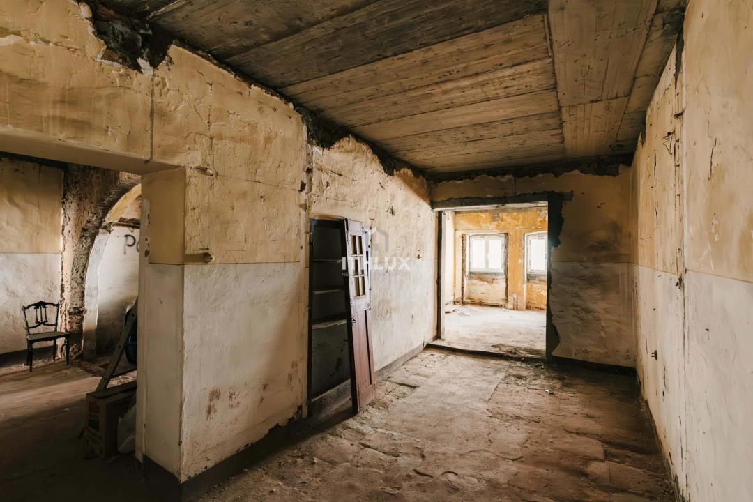 Prédio para Venda em Caia, São Pedro e Alcáçova Foto 8