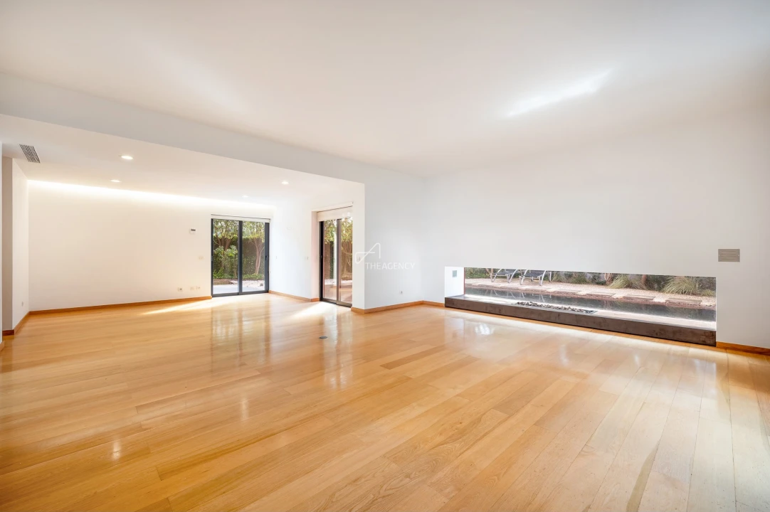 Moradia T4 para Venda em Cascais e Estoril Foto 5