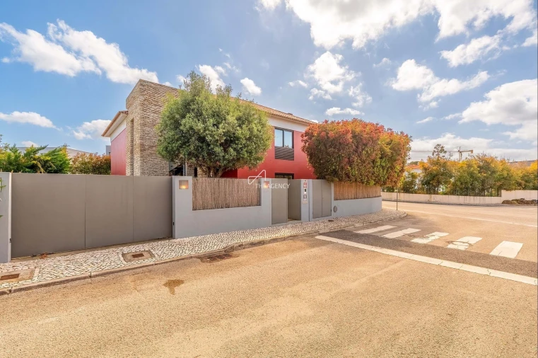 Moradia T4 para Venda em Cascais e Estoril Foto 35