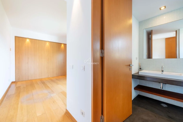 Moradia T4 para Venda em Cascais e Estoril Foto 13