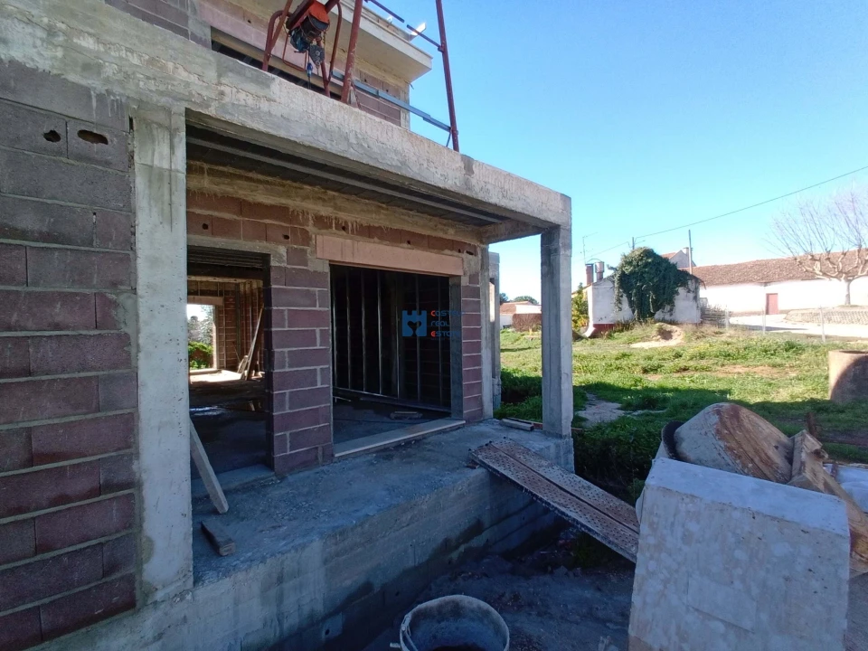 Moradia T5 para Venda em Seiça Foto 4