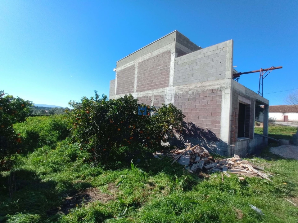 Moradia T5 para Venda em Seiça Foto 3