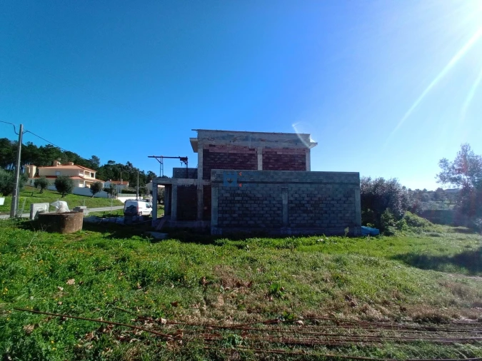 Moradia T5 para Venda em Seiça Foto 8