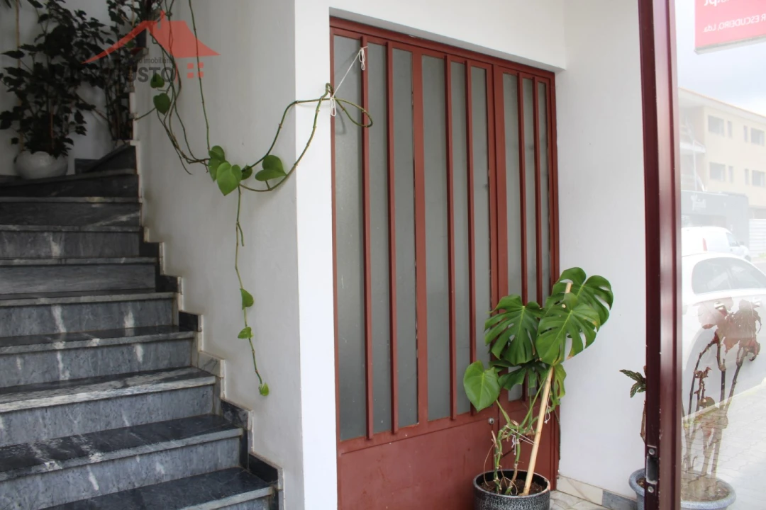 Loja para Venda em Macedo de Cavaleiros Foto 11