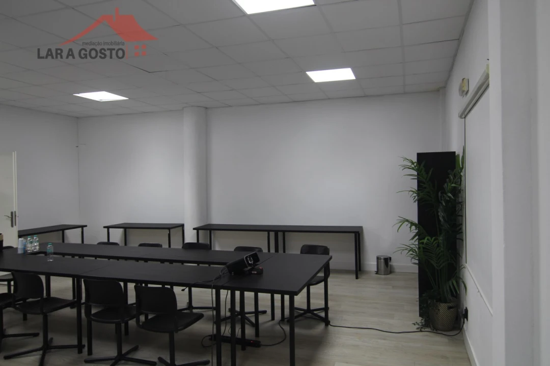 Loja para Venda em Macedo de Cavaleiros Foto 31