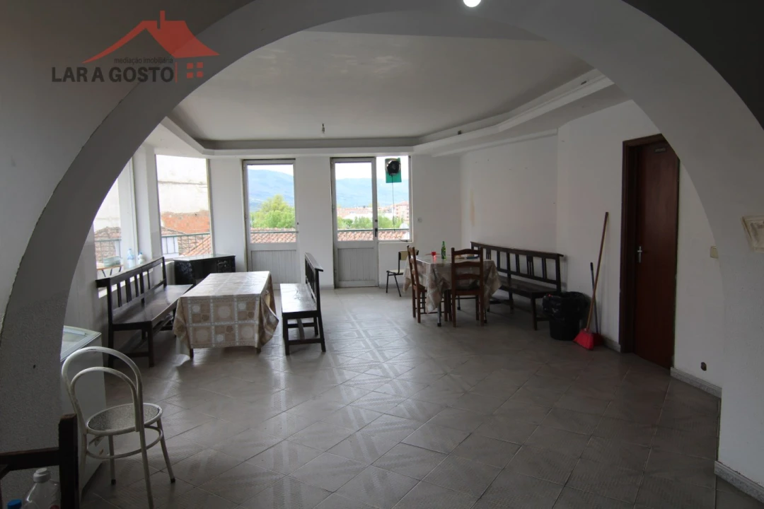 Loja para Venda em Macedo de Cavaleiros Foto 6