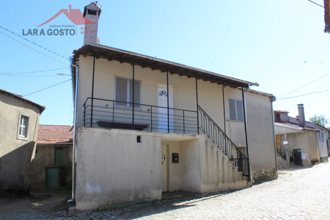 Moradia T2 para Venda em Espadanedo, Edroso, Murçós e Soutelo Mourisco Foto 1