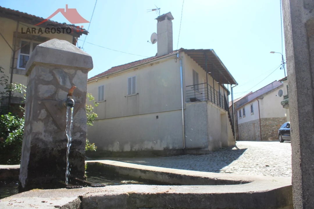 Moradia T2 para Venda em Espadanedo, Edroso, Murçós e Soutelo Mourisco Foto 19