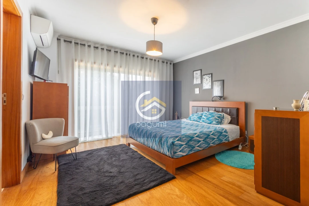 Moradia T3 para Venda em Lodares Foto 12