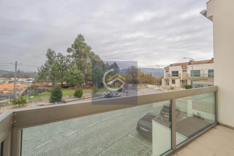 Moradia T3 para Venda em Lodares Foto 34