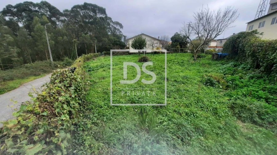 Terreno para Venda em Rio Tinto Foto 1