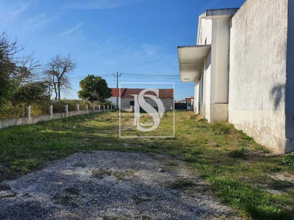 Armazém para Venda em Alcanhões Foto 6