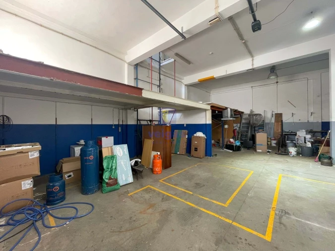 Armazém para Arrendamento em Peniche Foto 5