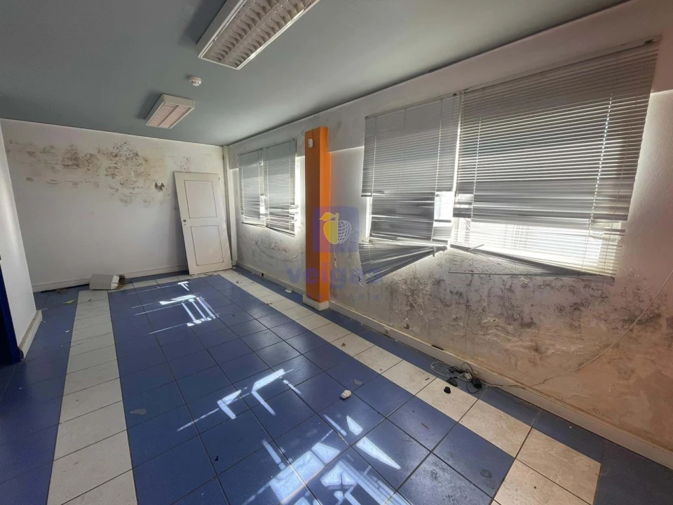 Armazém para Arrendamento em Peniche Foto 10