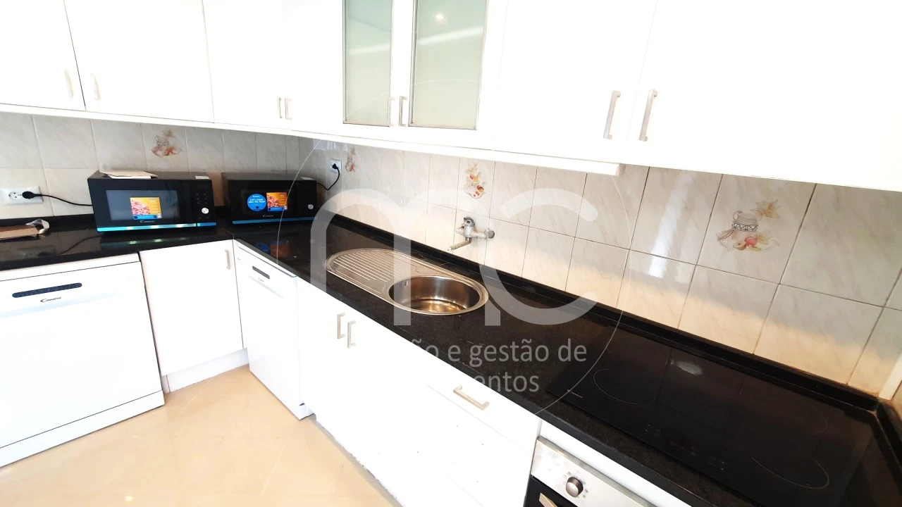 Quarto para Arrendamento em Ajuda Foto 8