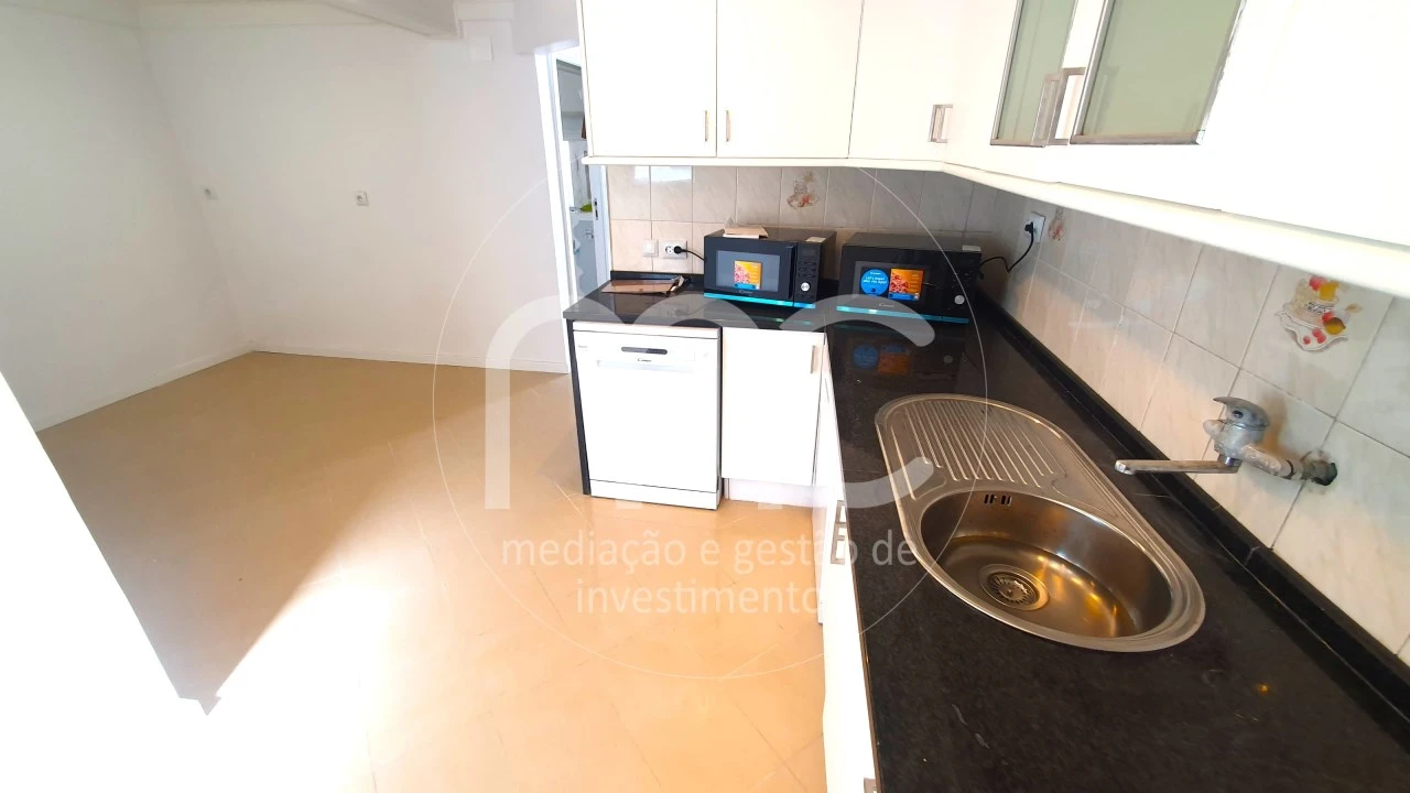 Quarto para Arrendamento em Ajuda Foto 9