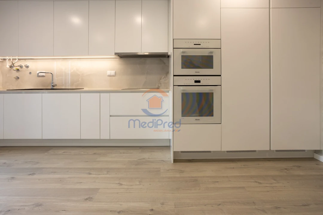 Apartamento T4 para Venda em Montijo e Afonsoeiro Foto 4