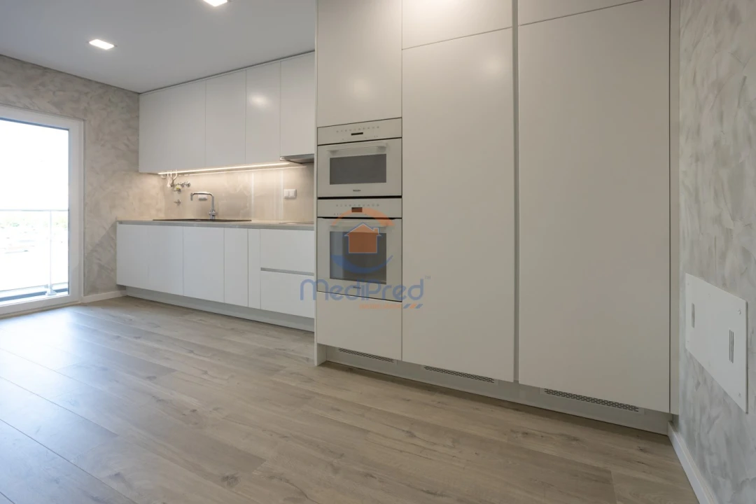 Apartamento T4 para Venda em Montijo e Afonsoeiro Foto 1