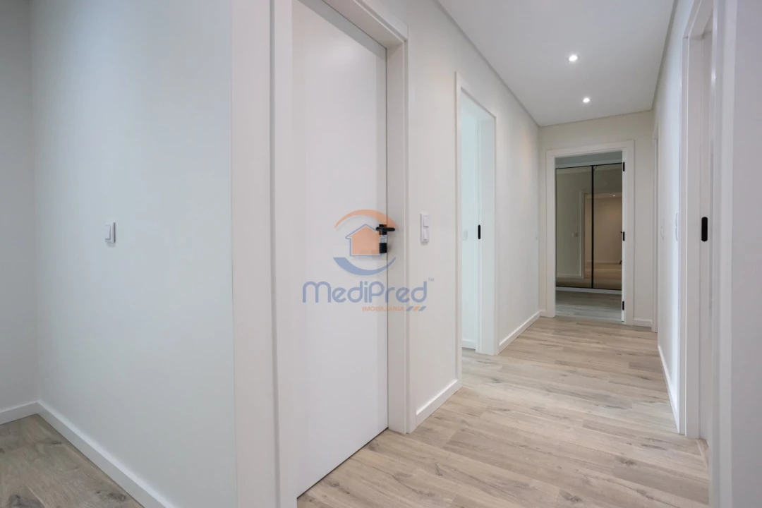 Apartamento T4 para Venda em Montijo e Afonsoeiro Foto 6