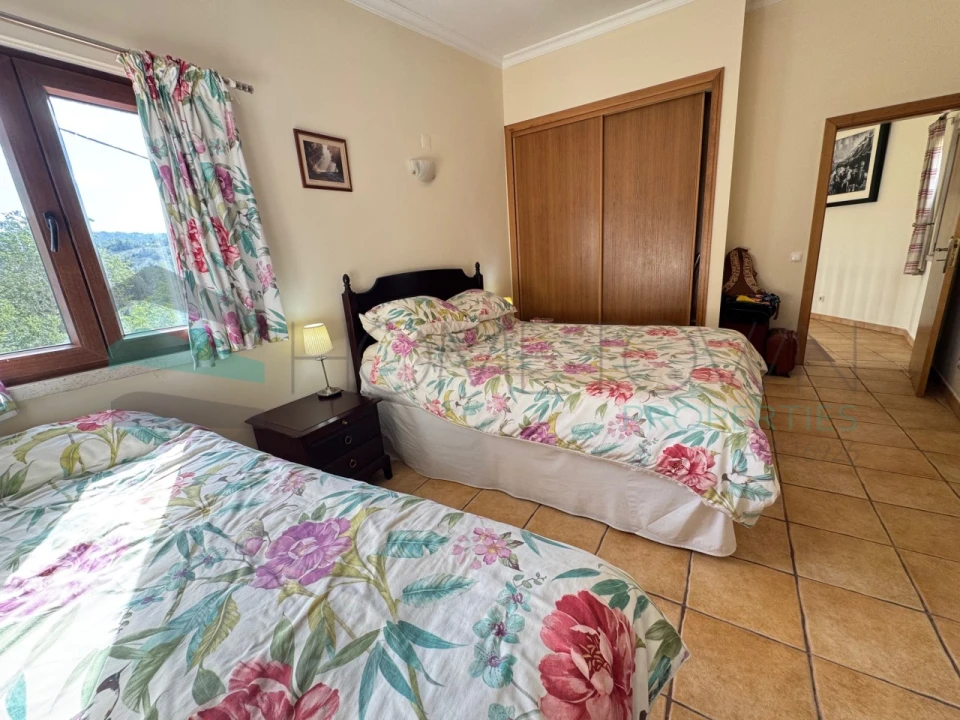 Moradia T3 para Venda em Paderne Foto 13