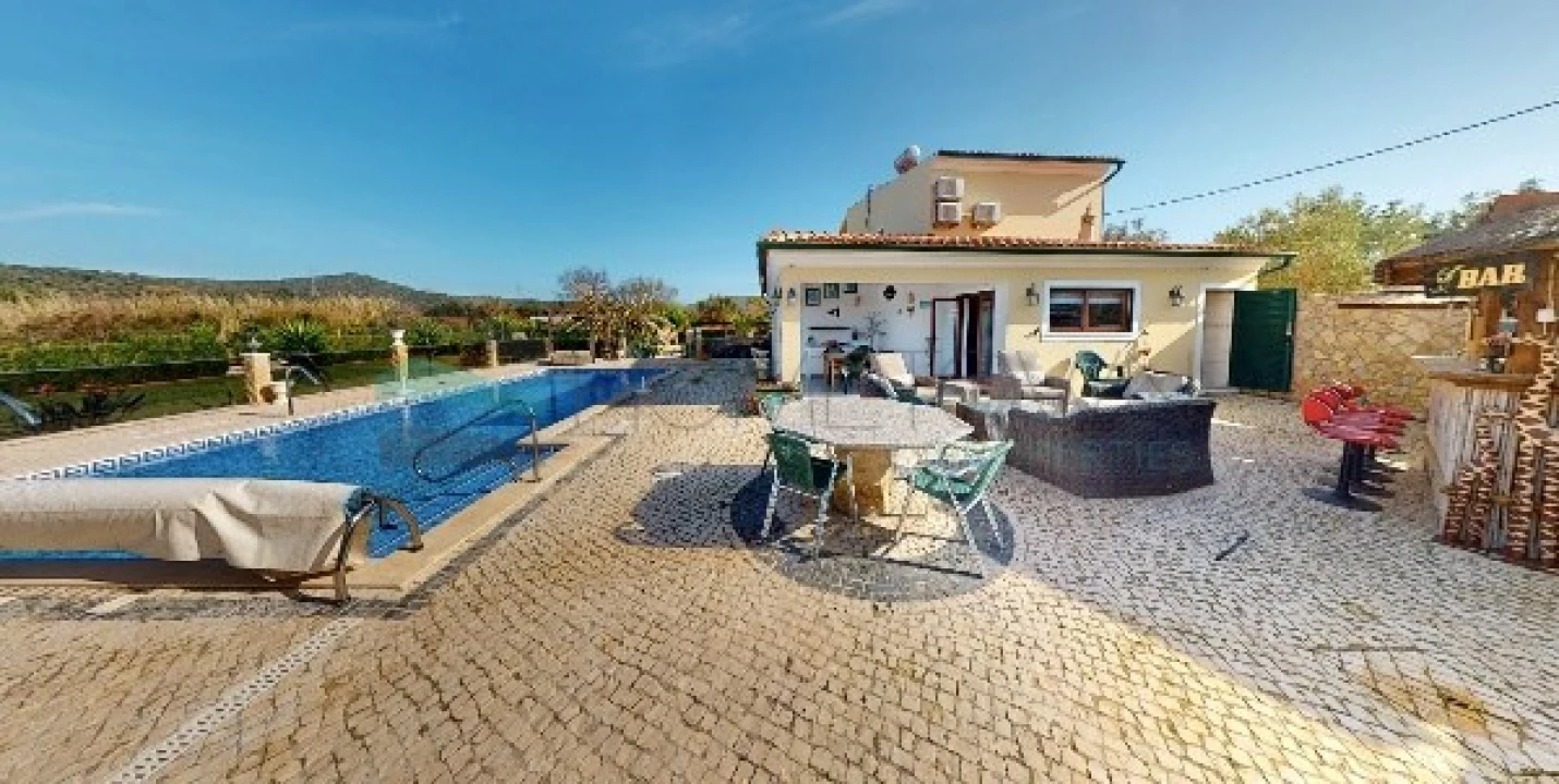 Moradia T3 para Venda em Paderne Foto 2