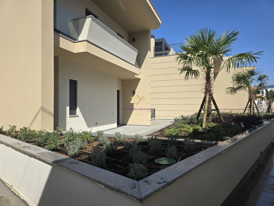 Moradia T4 para Venda em Alcabideche Foto 12