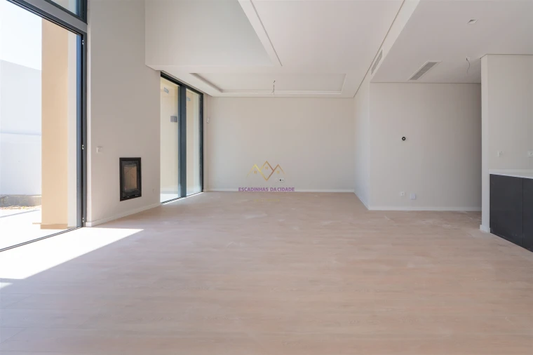 Moradia T4 para Venda em Alcabideche Foto 15