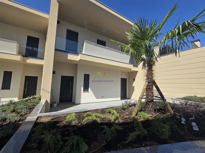 Moradia T4 para Venda em Alcabideche Foto 5