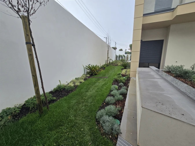 Moradia T4 para Venda em Alcabideche Foto 61