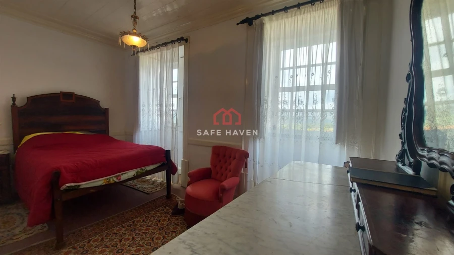 Moradia T4 para Venda em Cativelos Foto 7