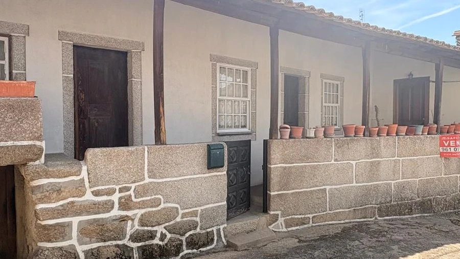 Moradia T4 para Venda em Cativelos