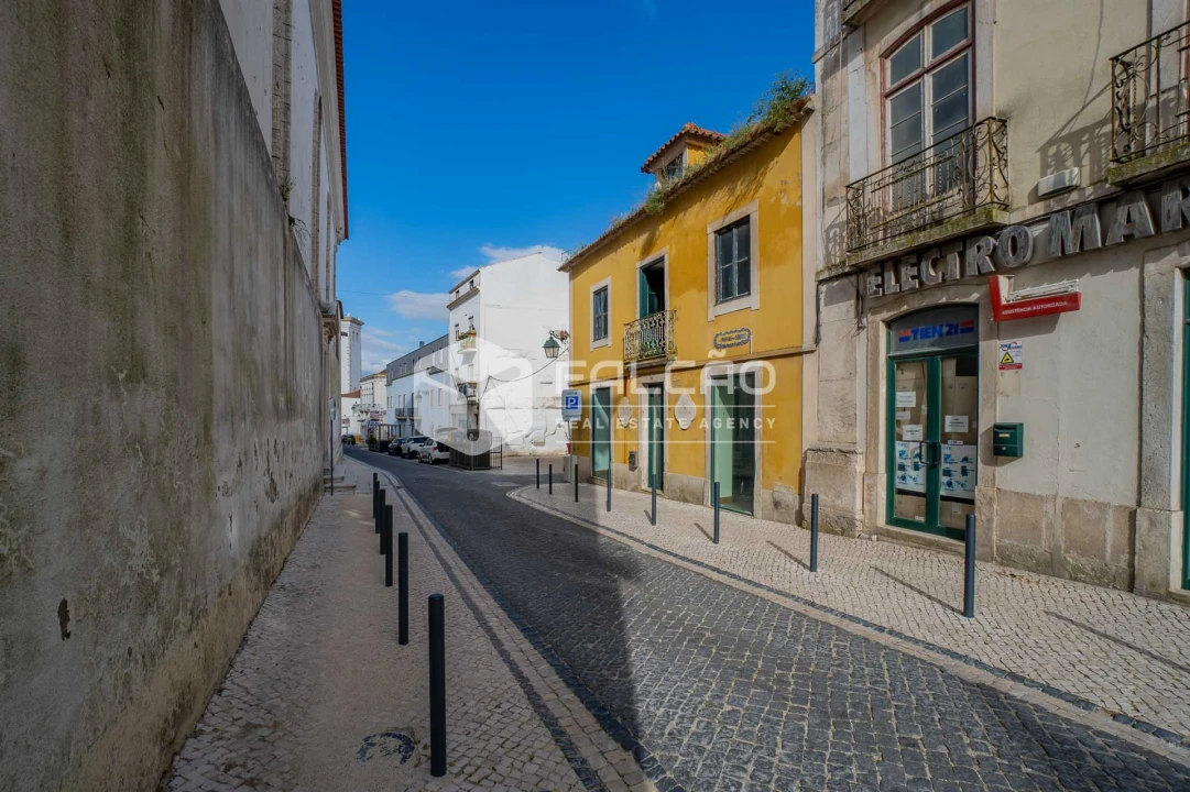 Loja para Arrendamento em Marvila, Ribeira Santarém, São Salvador, São Nicolau Foto 3