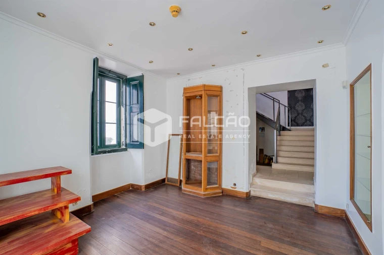 Loja para Arrendamento em Marvila, Ribeira Santarém, São Salvador, São Nicolau Foto 10