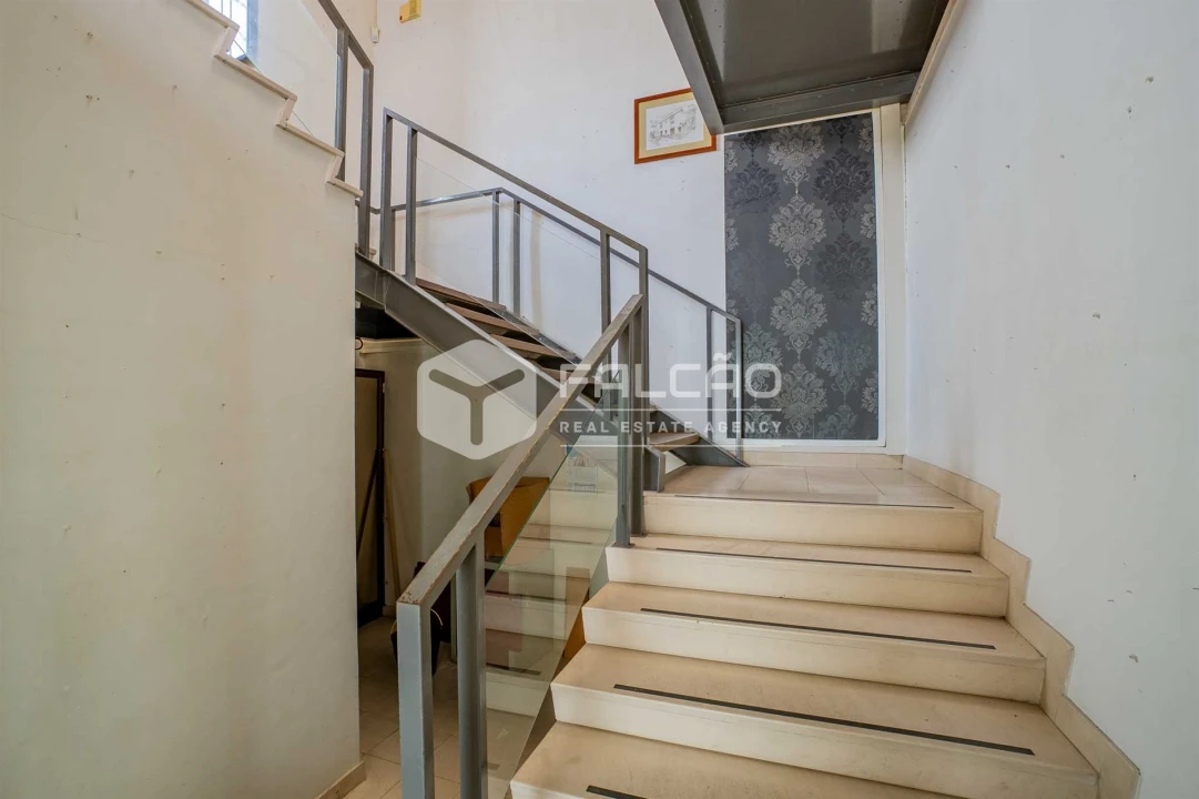 Loja para Arrendamento em Marvila, Ribeira Santarém, São Salvador, São Nicolau Foto 12