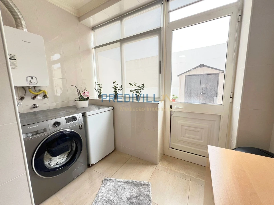 Apartamento T3 para Venda em Vila Chã Foto 10