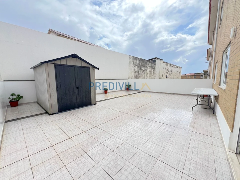Apartamento T3 para Venda em Vila Chã Foto 12
